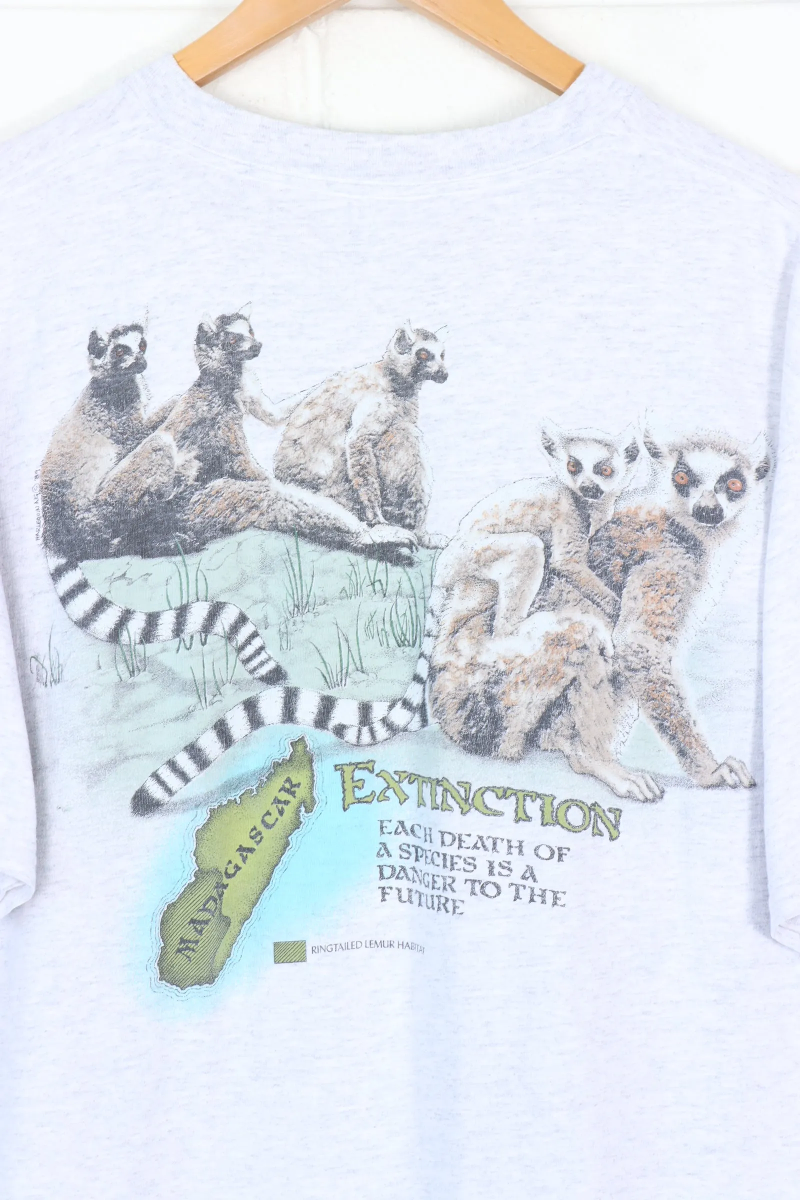 1989 VINTAGE Lemurs Animal USA Made Graphic Tee (XL)