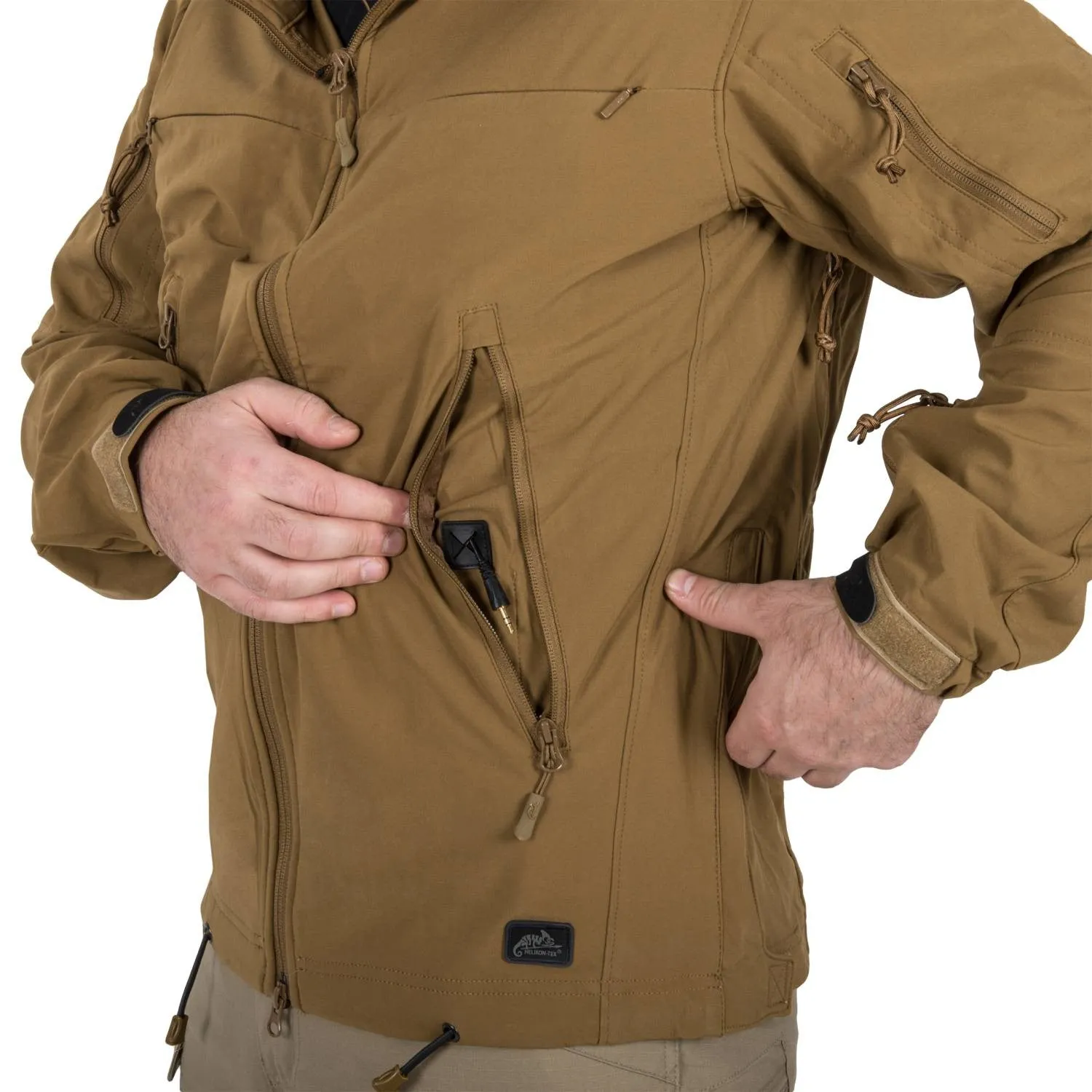 HELIKON-TEX COUGAR QSA   HID JACKET - BLACK