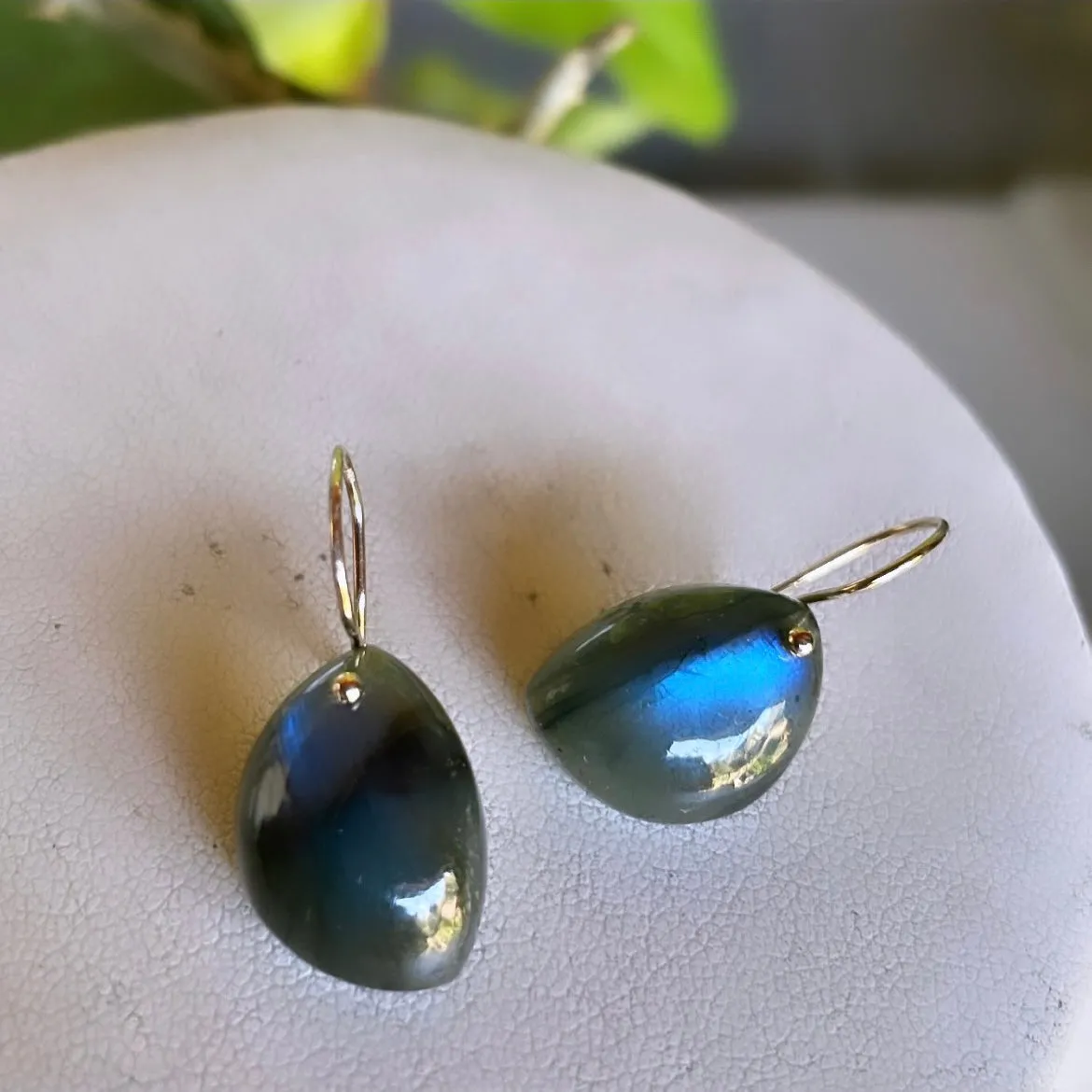 Midi Freeform Labradorite earrings