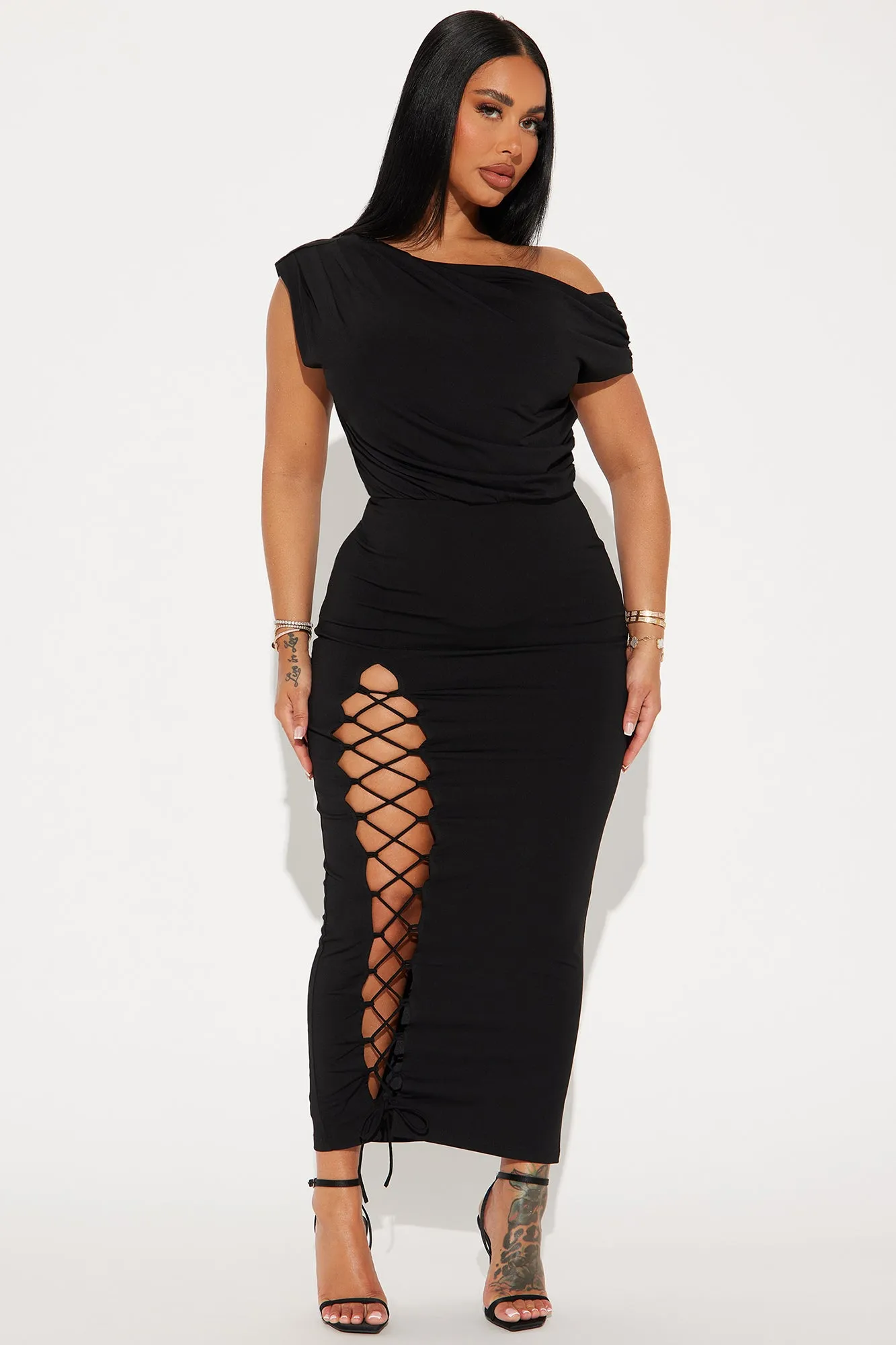 She's a Vision Maxi Dress - Black