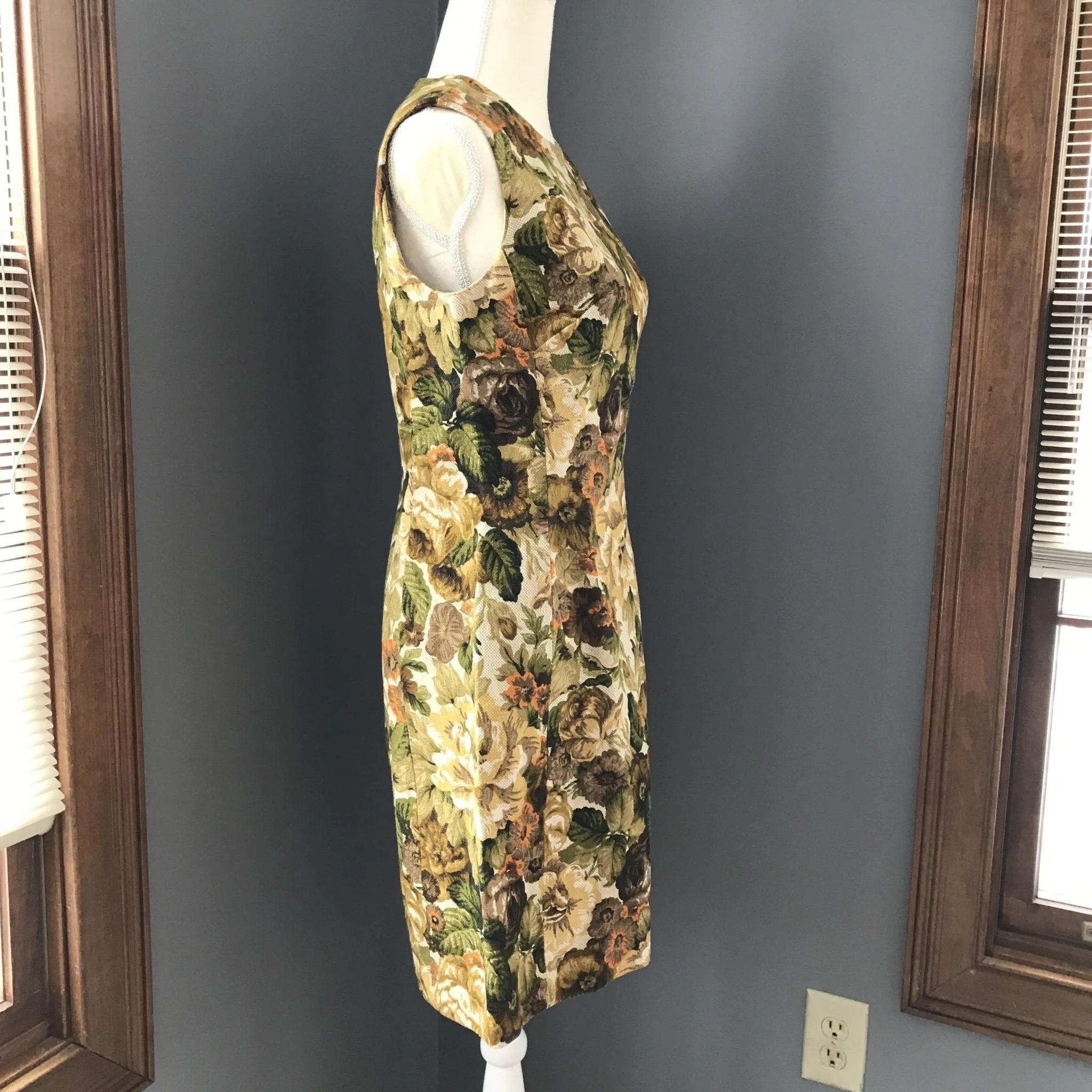 Vintage Floral Dress by Edith Flagg. Jacquard Sheath Dress. Flowers in Green, Cream, Orange, Brown.